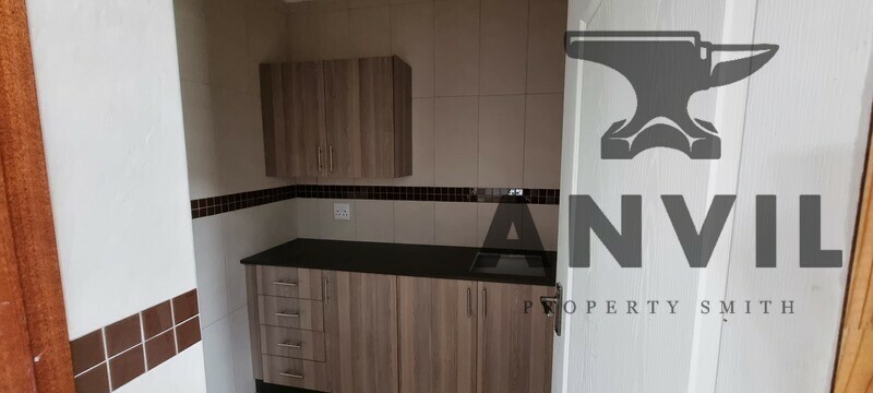 12 Langkloof Street - Ground Floor Unit 2 - Large Industrial warehouse to let with 8.5 meters roof height in Alrode South - 1804sqm property image 52