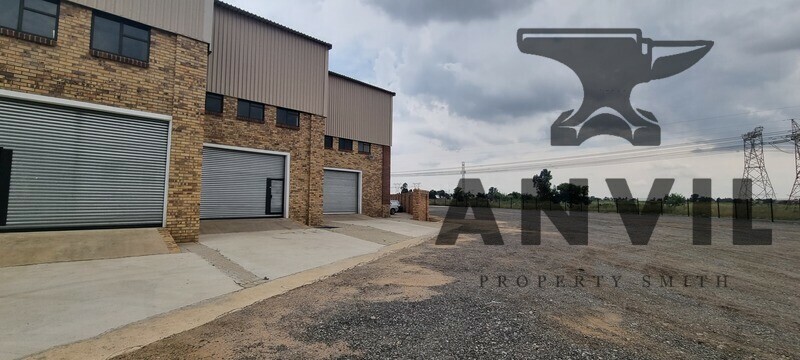 12 Langkloof Street - Ground Floor Mini Unit 3 - 210sqm Small industrial warehouse to let with good height to eaves in Alrode South property image 20