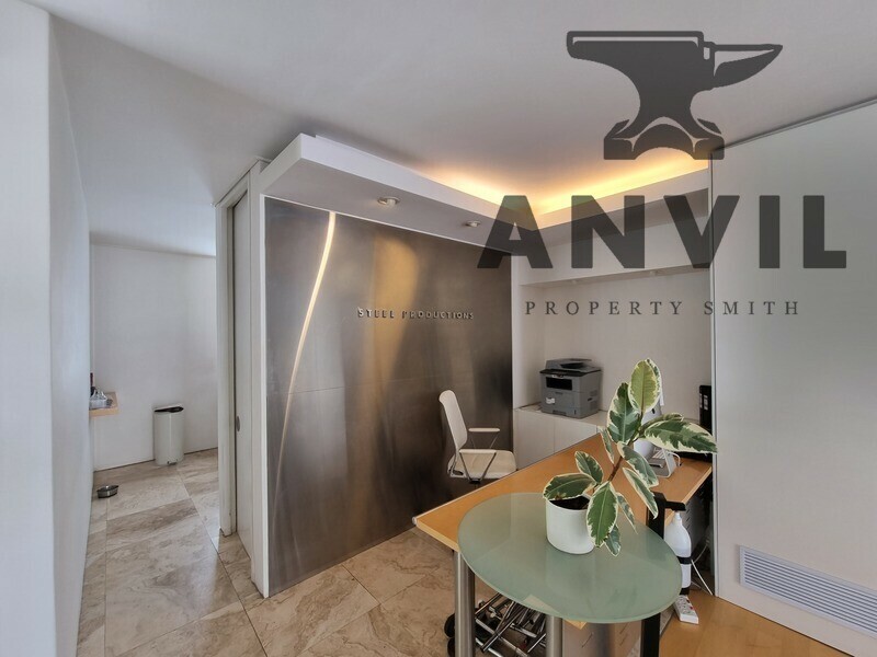 Green Point Mews - 1st Floor Suite  property image 6