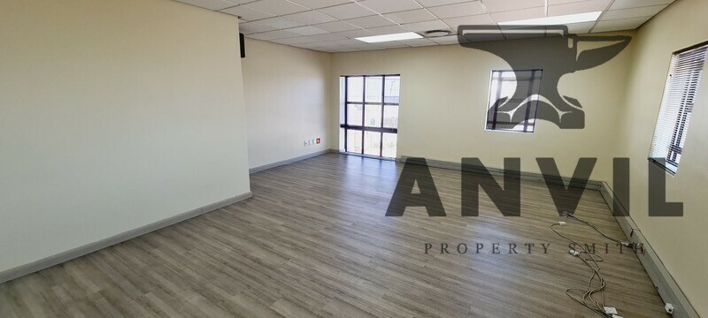 Arden Grove, Racecourse Road, Montague Gardens - Unit C1 property image 4