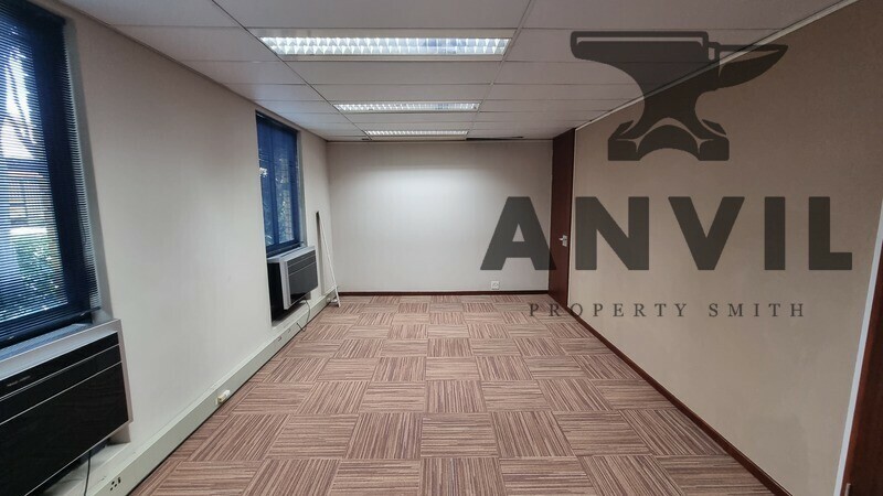 7 Polo Crescent, Woodmead Office Park - GF LHS property image 4