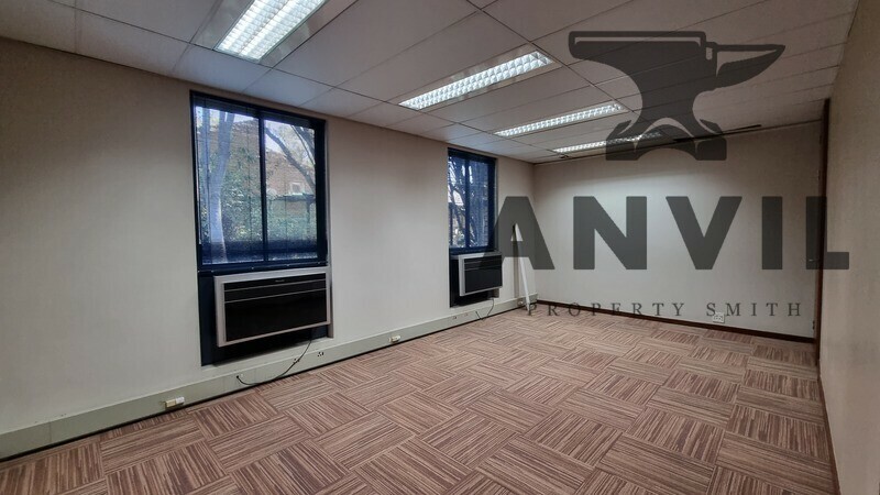 7 Polo Crescent, Woodmead Office Park - GF LHS property image 5