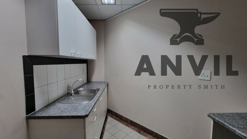 7 Polo Crescent, Woodmead Office Park - GF LHS property image 6