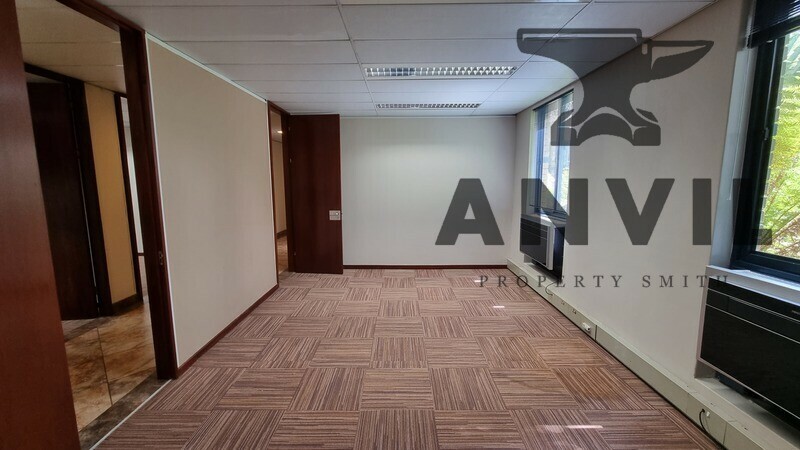 7 Polo Crescent, Woodmead Office Park - GF LHS property image 14