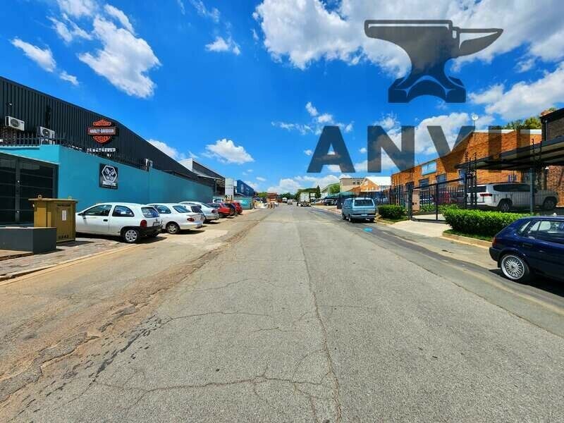 28 Lyn Road - Free-Standing property image 3