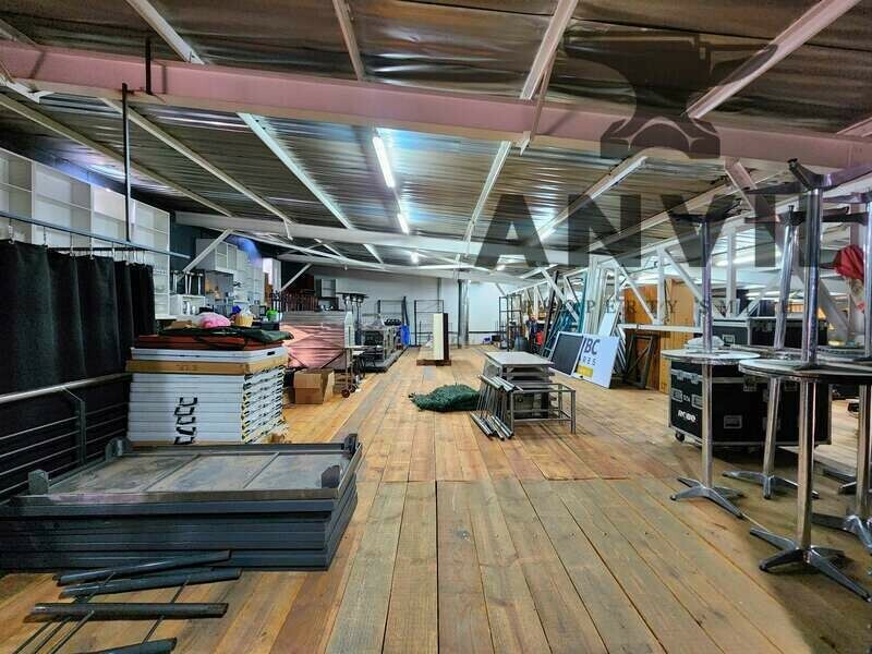 28 Lyn Road - Free-Standing property image 24