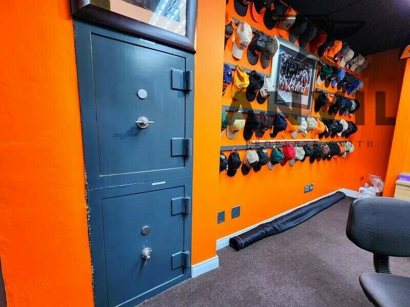 28 Lyn Road - Free-Standing property image 36