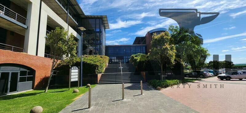 Black River Park, North Park, Observatory, Cape Town  - 1st Floor of Front Unit of North Park property image 24