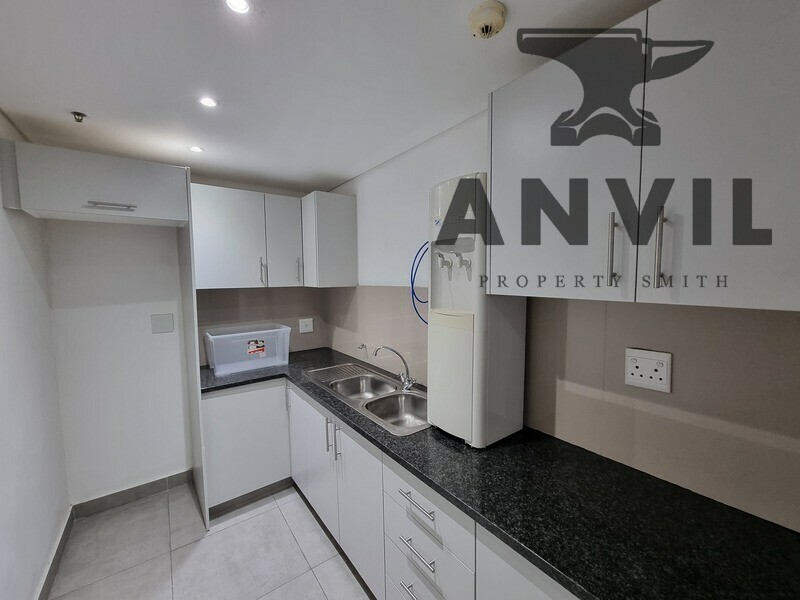 10 Christiaan Barnard - Floors 3-6 property image 8