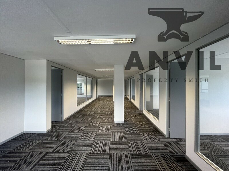 Village Green Shopping Centre - First Floor Office property image 12