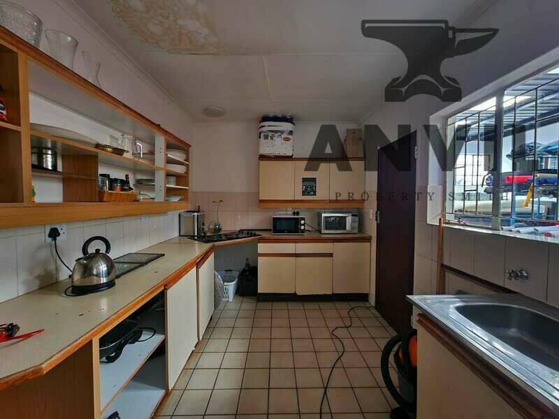 766 Bridal Veil Road, Little Falls, Roodepoort - Entire Premises property image 22