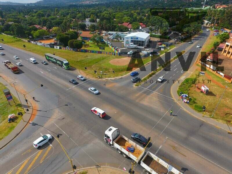 766 Bridal Veil Road, Little Falls, Roodepoort - Entire Premises property image 26