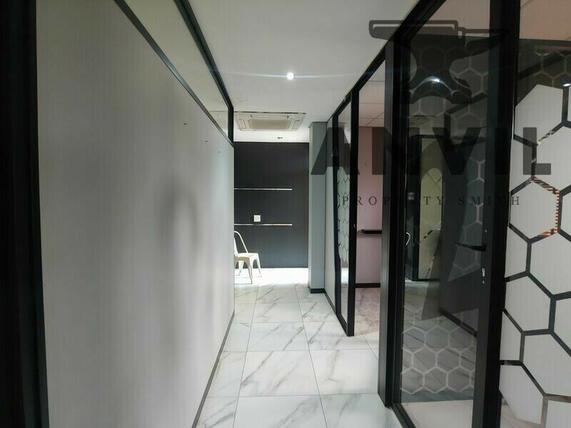 Florida Fields,295 Florida Road - Office 002 property image 14