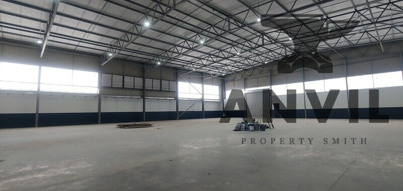 3 Paterson Road  - Double roller shutter Warehouse to let in Patterson Rd property image 17