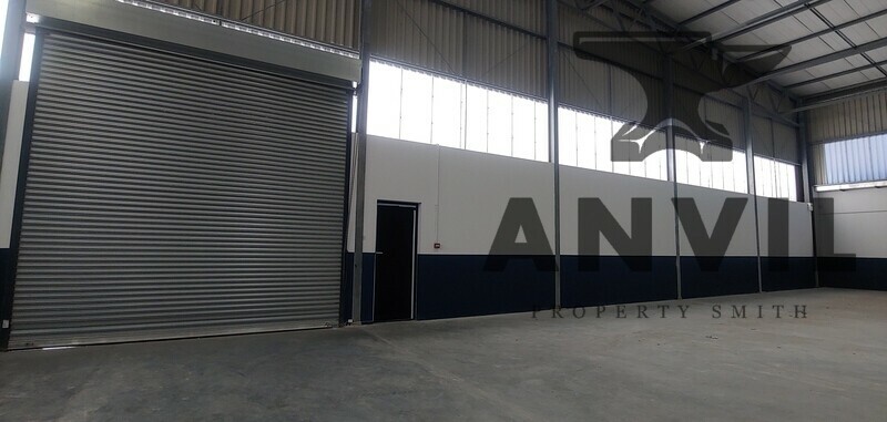 3 Paterson Road  - Double roller shutter Warehouse to let in Patterson Rd property image 9