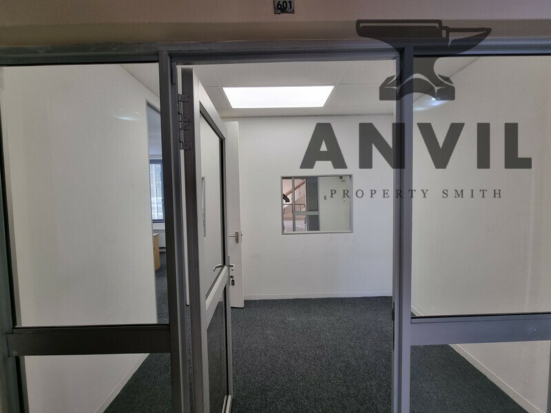 47 On Strand - Office 402 property image 2