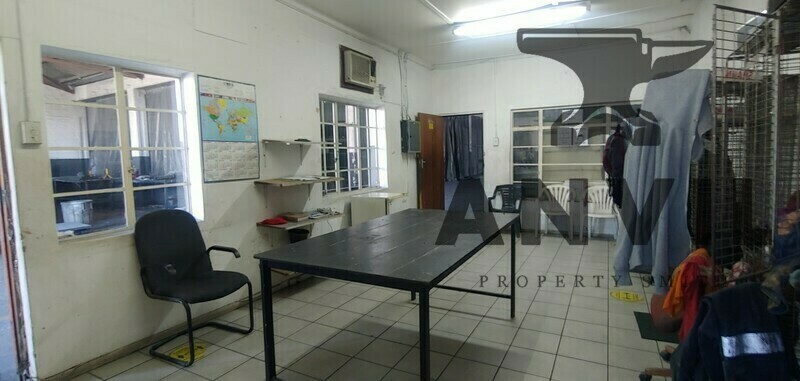 130 Paterson Rd - Unit 1  property image 5