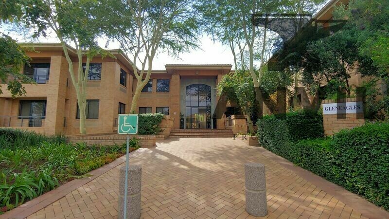 Fairway Office Park, Bryanston - Gleneagles Building - FF RHS property image 2