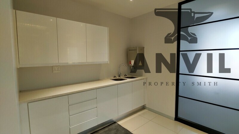 Building B, 81 Regency Dr, Route 21 Corporate Park, Irene - GF RW (rear) property image 12