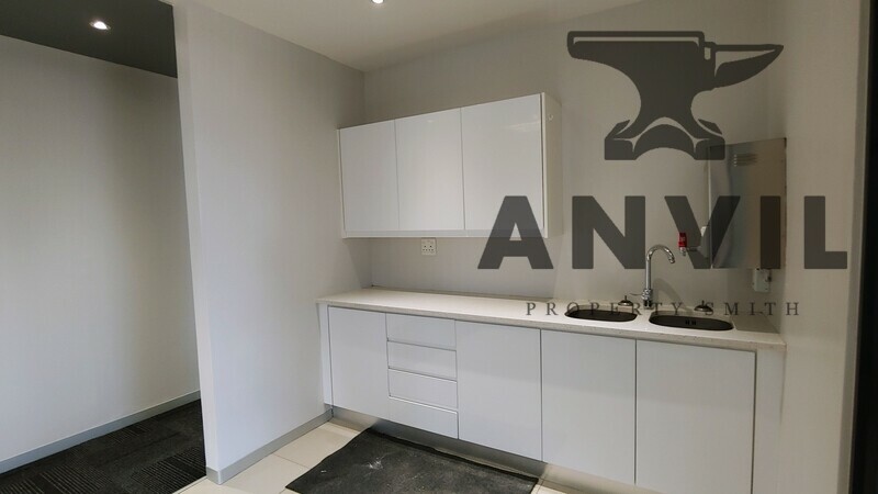 Building B, 81 Regency Dr, Route 21 Corporate Park, Irene - GF RW (rear) property image 14