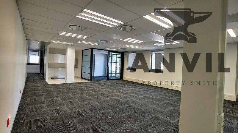 Building B, 81 Regency Dr, Route 21 Corporate Park, Irene - GF RW (rear) property image 20