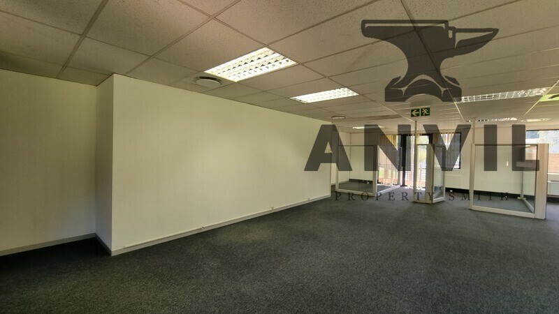 Fairway Office Park, Bryanston - Gleneagles Building - FF RHS property image 7