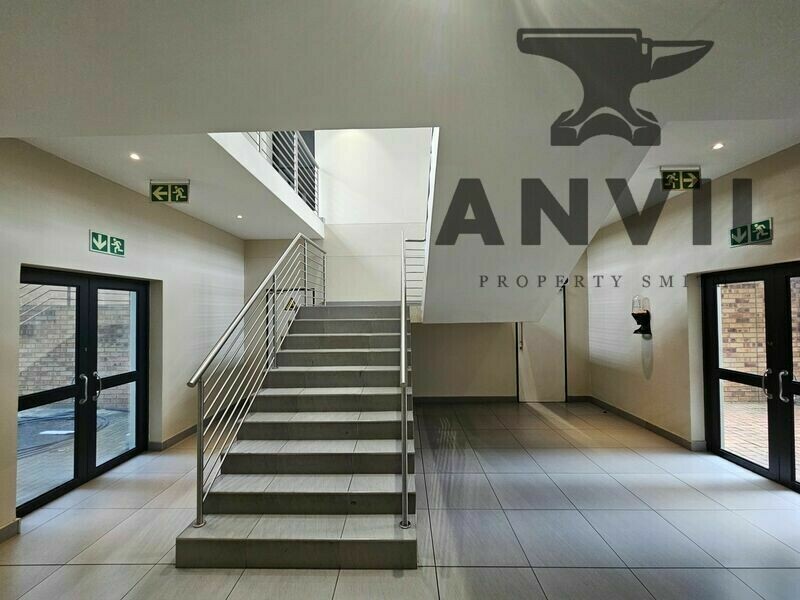 44 Milkyway Avenue, Linbro Business Park - Entire Building property image 15