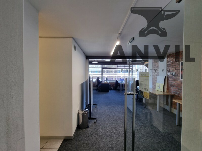 Sovereign Quays ,34 Somerset Road - Suite 320 property image 13