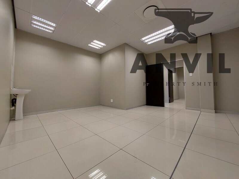 Northlands Corner Retail Centre & Office Park, Randburg - Med 5 property image 7