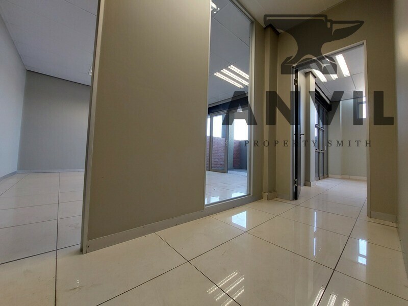 Northlands Corner Retail Centre & Office Park, Randburg - Med 5 property image 13