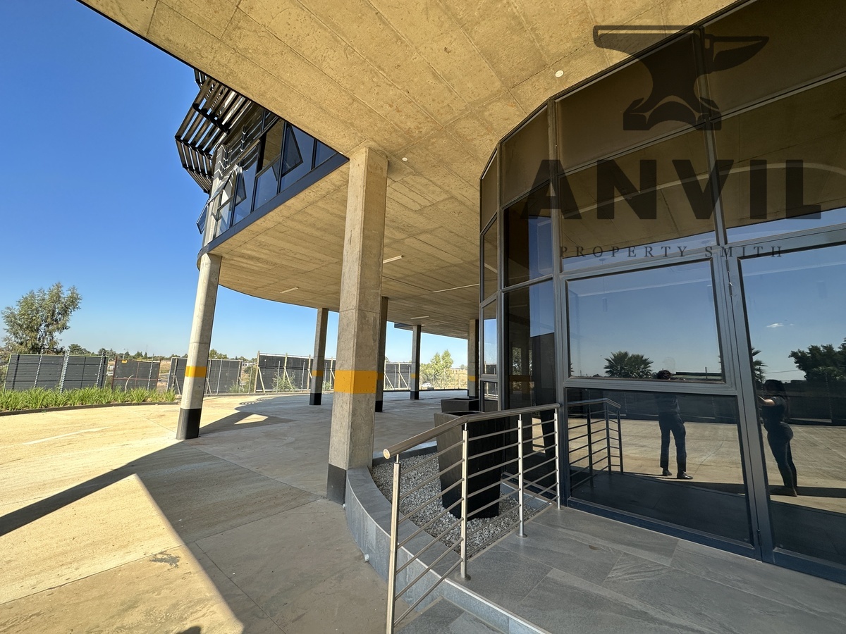 Warehouse to let 70 Pomona Road Pomona Anvil Property Smith