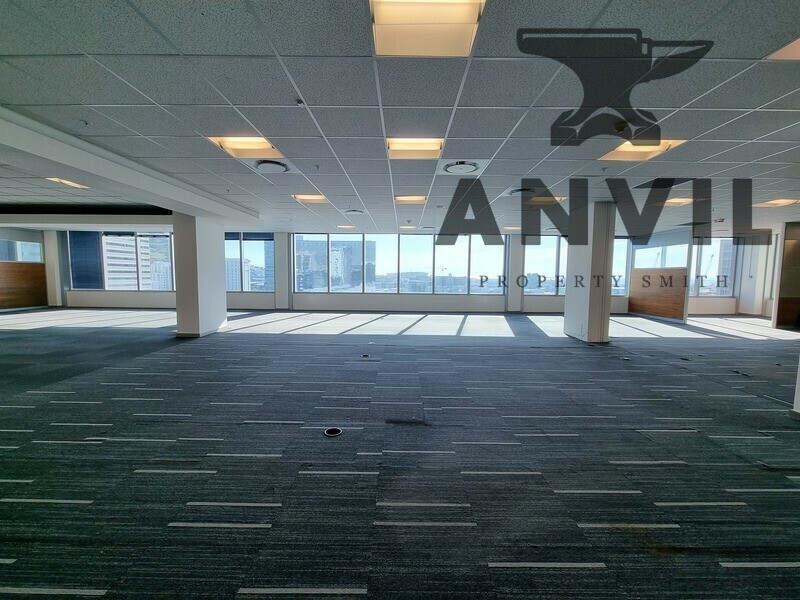 Convention Tower, Corner Heerengracht and Walter Sisulu Aveune - 11th Floor UnitO11b Premium Suite property image 28