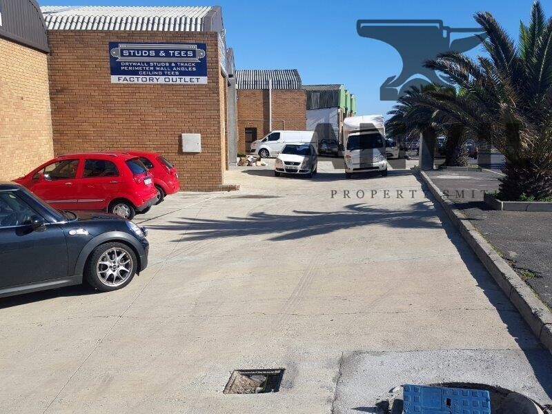 2 Stella Road, Montague Gardens  - Warehouse to let in Montague Gardens property image 12