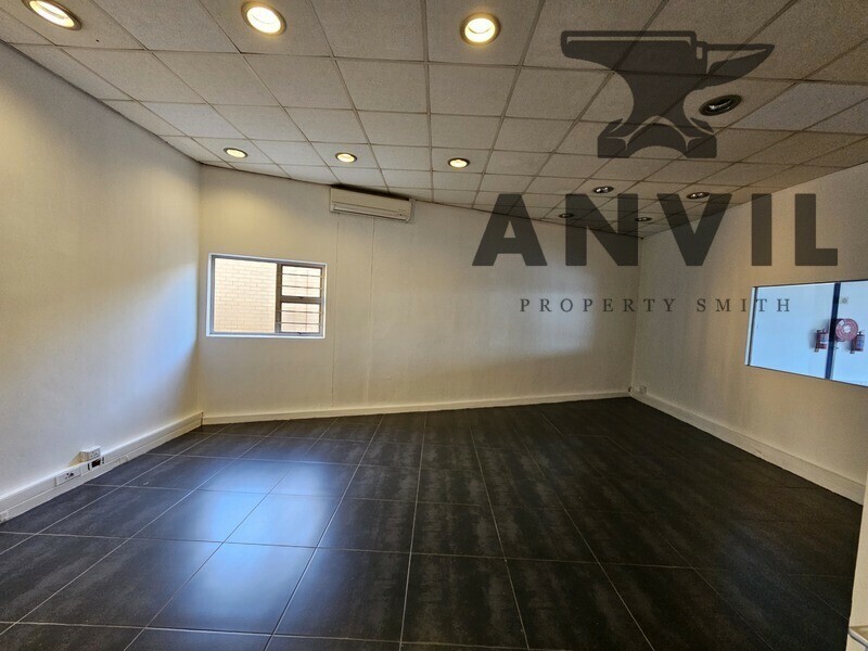 1 Rooibok Street - Showroom 3 (ex. Renault) property image 4 1 Rooibok Street - Showroom 3 (ex. Renault) property image 4