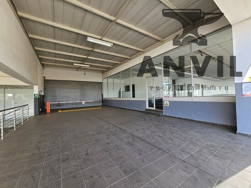 1 Rooibok Street - Showroom 3 (ex. Renault) property image 10 1 Rooibok Street - Showroom 3 (ex. Renault) property image 10