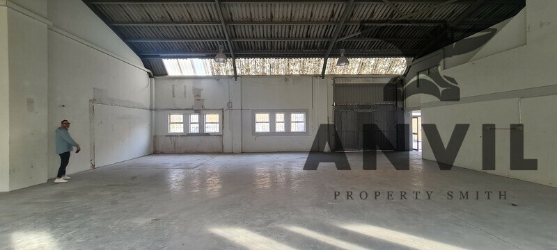 Macias Industrial Park - 11 Macias Park  property image 2