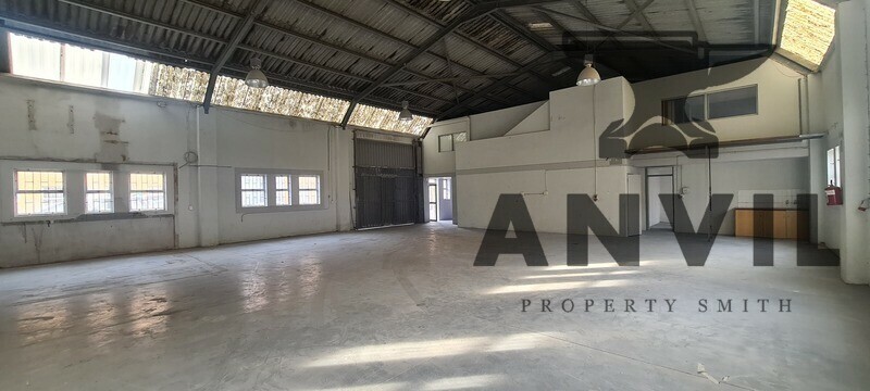 Macias Industrial Park - 11 Macias Park  property image 4