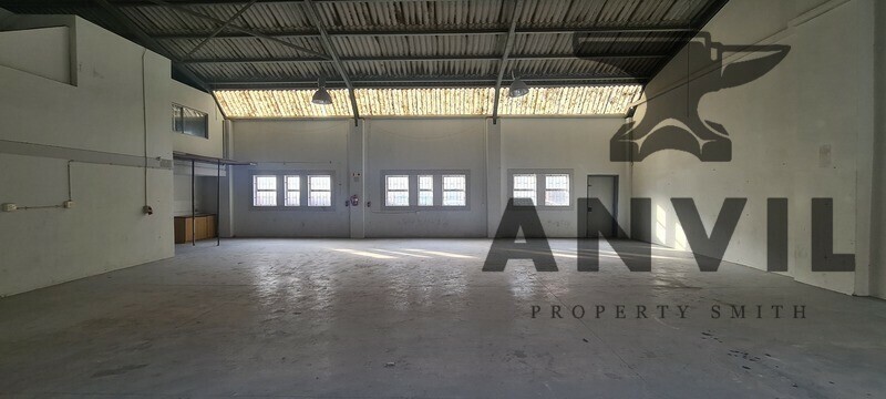 Macias Industrial Park - 11 Macias Park  property image 6