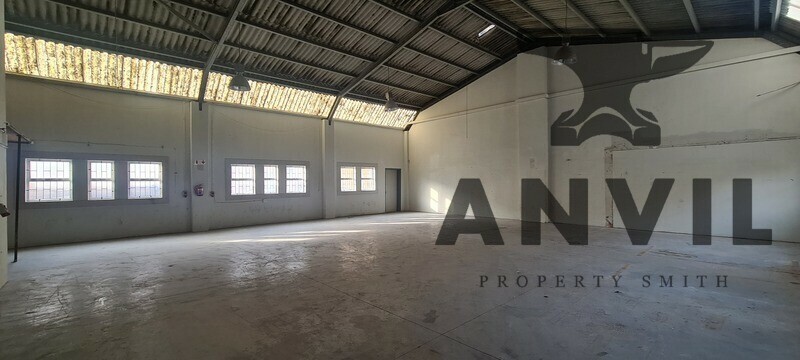 Macias Industrial Park - 11 Macias Park  property image 7