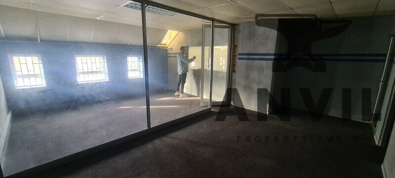 Macias Industrial Park - 11 Macias Park  property image 13