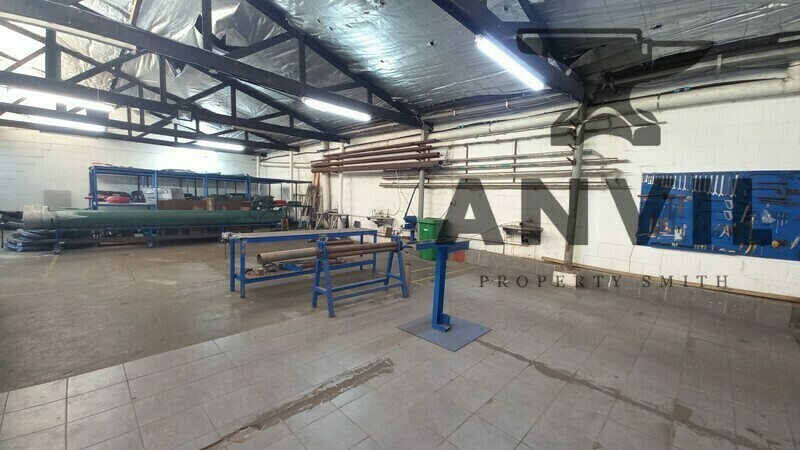 390 Bluff Road - Warehouse Unit 6 property image 4