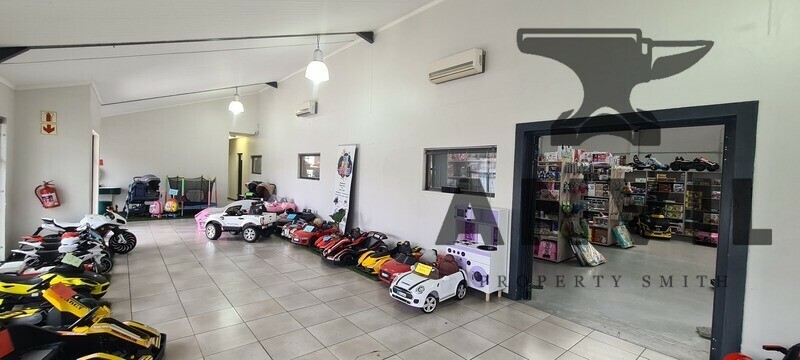 Montague Square - Unit 10 property image 12