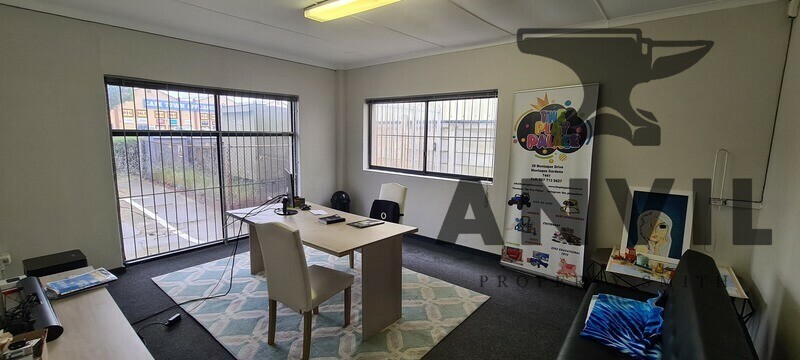 Montague Square - Unit 10 property image 14