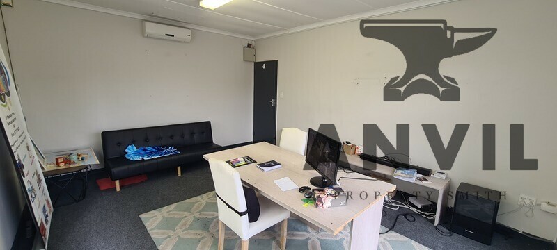 Montague Square - Unit 10 property image 15