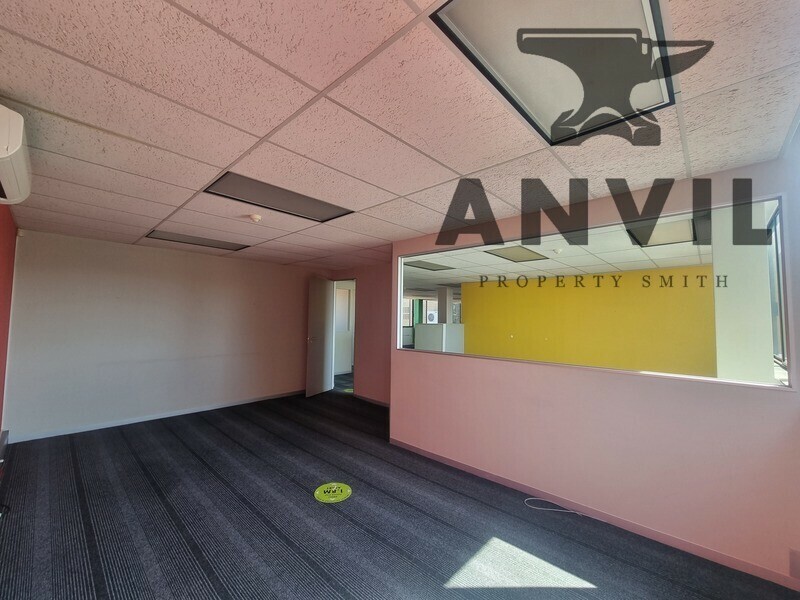 192 Smit Street - Entire Building property image 11