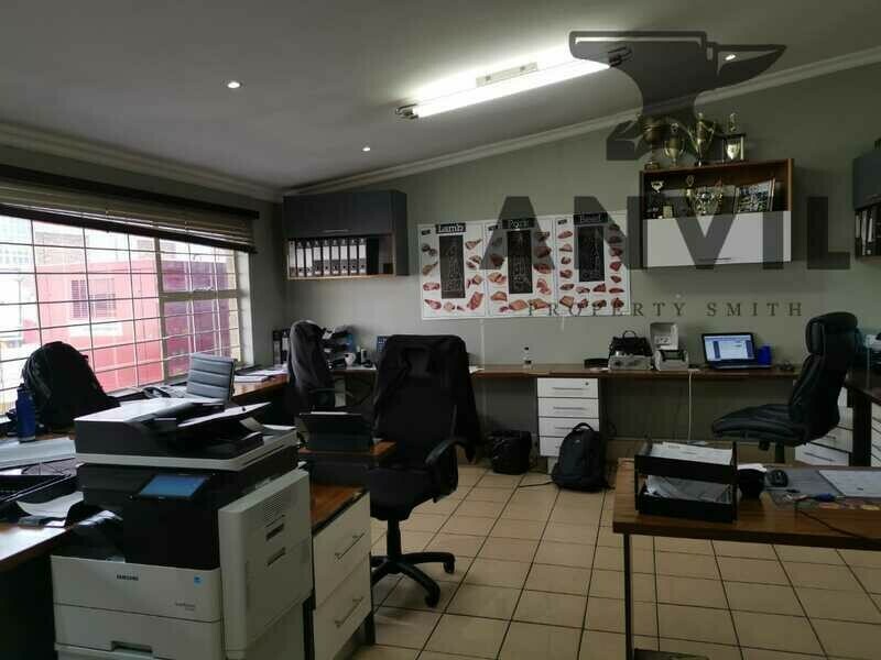 10 Baksteen Road, Clayville  - 1,856 sqm for sale  property image 3