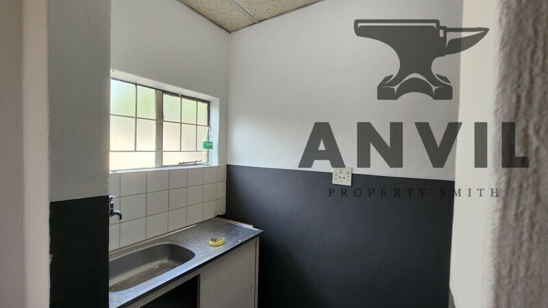 Midline Business Park - Unit 28 property image 16