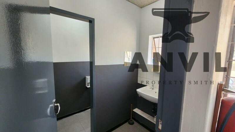 Midline Business Park - Unit 28 property image 17
