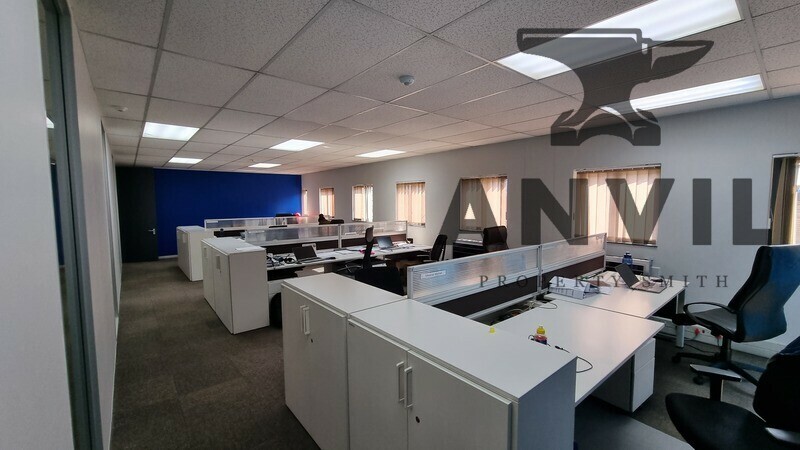 Erf 256-5 Meadowdale  - African Products- Entire Building  property image 8