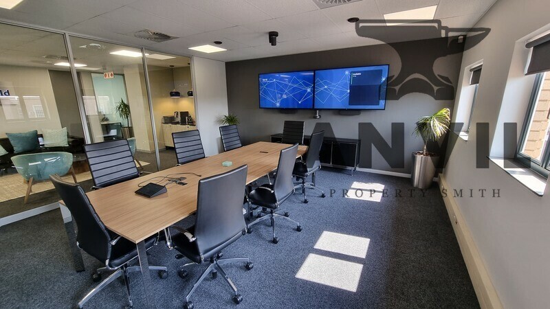 Erf 256-5 Meadowdale  - African Products- Entire Building  property image 13